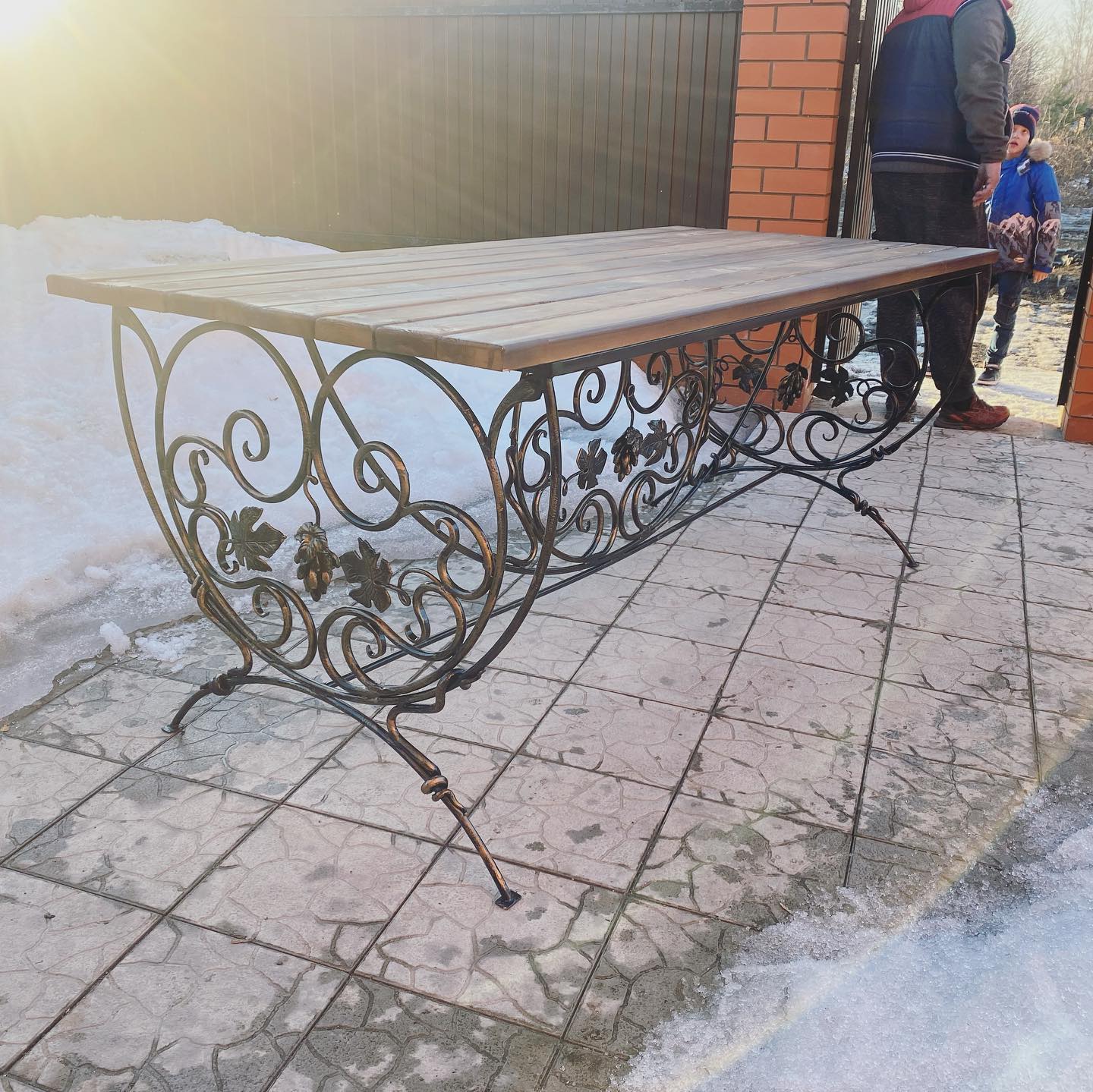 Какие металлические декоративные панели уместны в интерьере и на фасаде дома в Щёлково